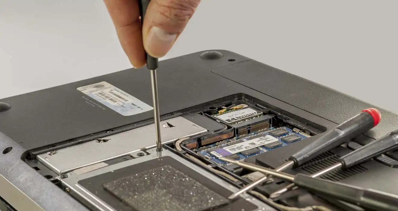 HP ноутбук ремонт в Реутове